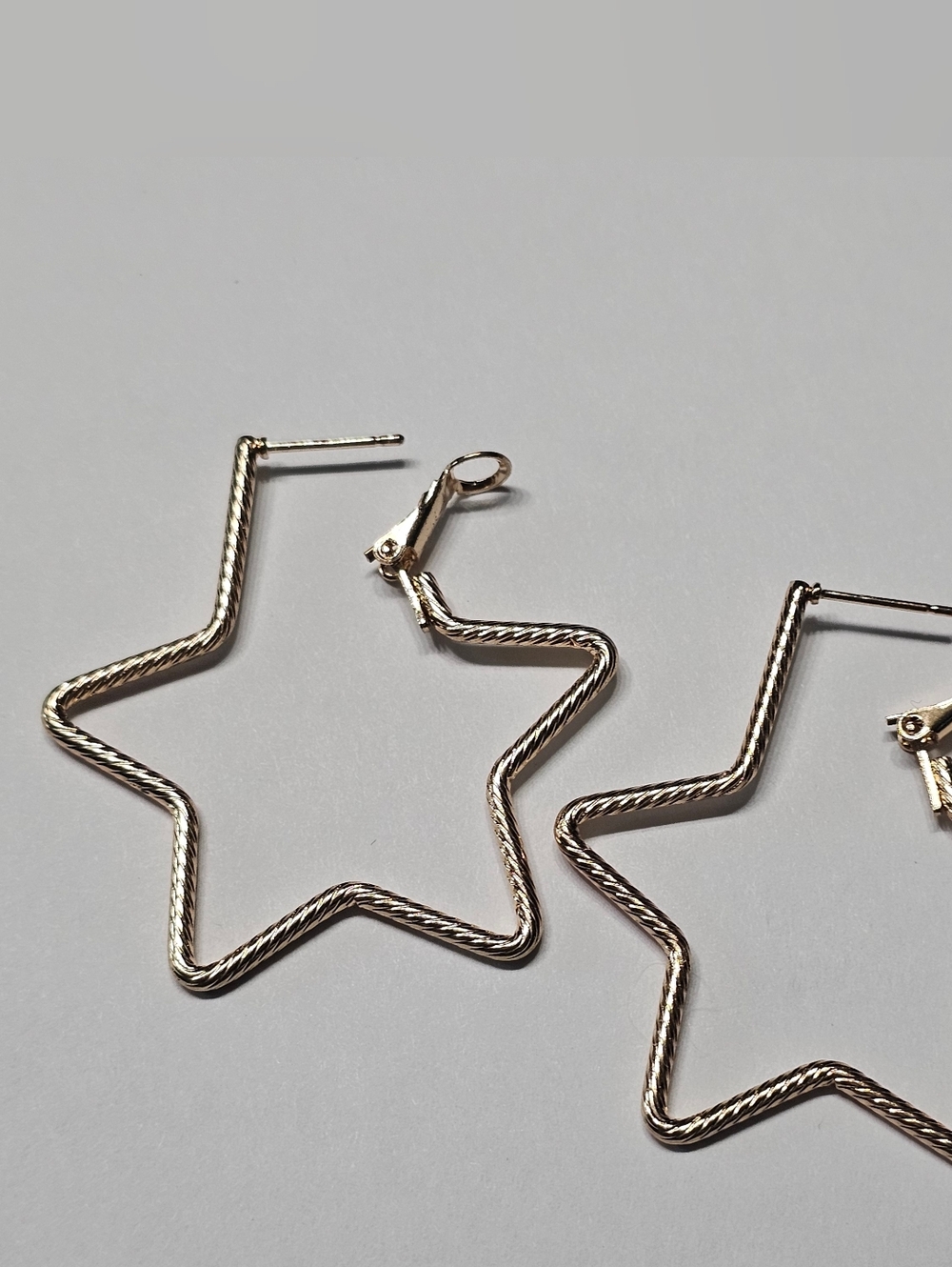 Celestial Chic Large Silver Star Hoop Earrings - Picture 3 of 4